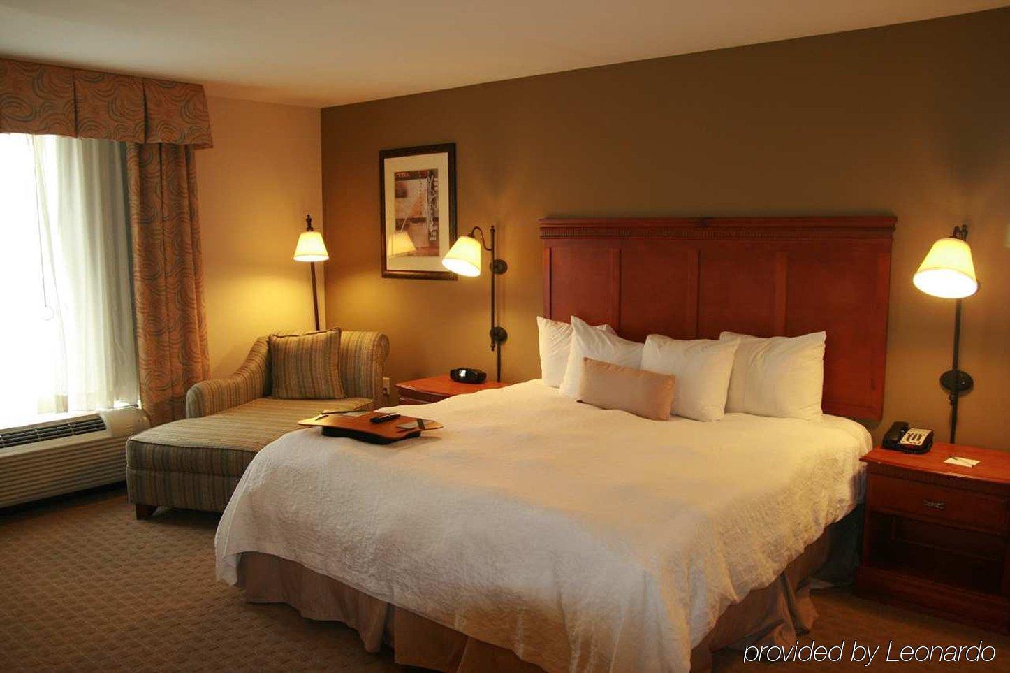 Hampton Inn & Suites Давенпорт Номер фото